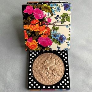 🎨 MAC COSMETICS | LE EXTRA DIMENSION SKINFINISH X RICHARD QUINN